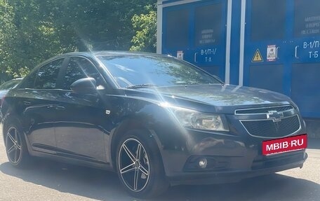 Chevrolet Cruze II, 2009 год, 670 000 рублей, 6 фотография