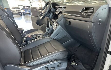 Volkswagen Tiguan II, 2021 год, 3 850 000 рублей, 16 фотография