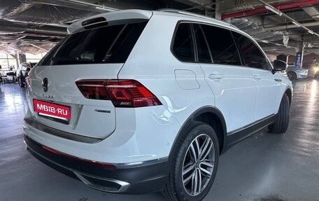Volkswagen Tiguan II, 2021 год, 3 850 000 рублей, 6 фотография