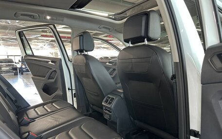 Volkswagen Tiguan II, 2021 год, 3 850 000 рублей, 25 фотография