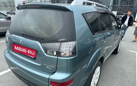 Mitsubishi Outlander III рестайлинг 3, 2007 год, 980 000 рублей, 3 фотография
