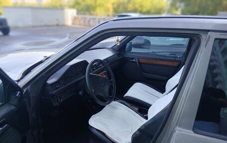 Mercedes-Benz W124, 1992 год, 275 000 рублей, 7 фотография