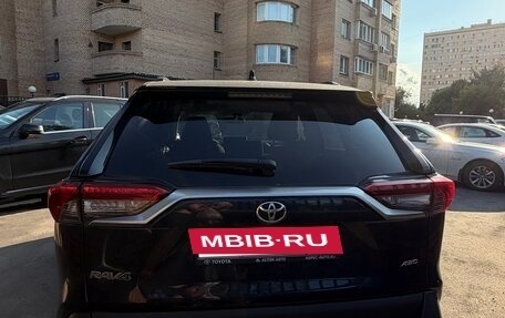 Toyota RAV4, 2020 год, 2 900 000 рублей, 5 фотография