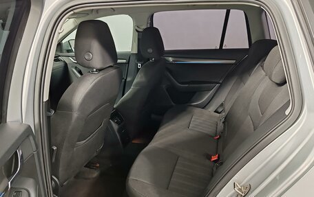 Skoda Octavia, 2017 год, 1 799 000 рублей, 12 фотография