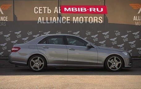 Mercedes-Benz E-Класс, 2009 год, 1 500 000 рублей, 9 фотография