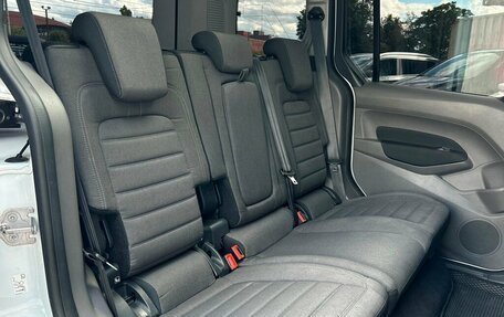 Ford Tourneo Connect II рестайлинг, 2019 год, 1 584 800 рублей, 10 фотография