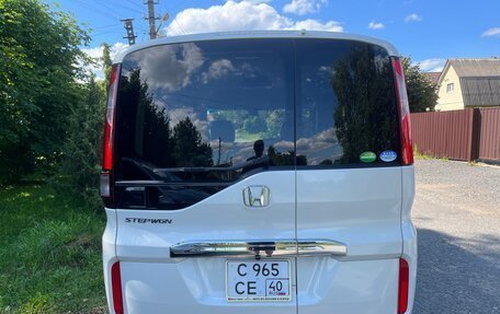 Honda Stepwgn IV, 2019 год, 2 300 000 рублей, 3 фотография