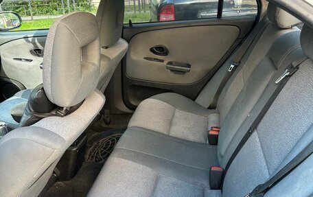Mitsubishi Carisma I, 2003 год, 230 000 рублей, 5 фотография