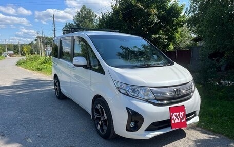 Honda Stepwgn IV, 2019 год, 2 300 000 рублей, 7 фотография