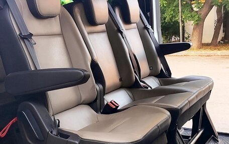 Ford Tourneo Custom I рестайлинг, 2013 год, 2 200 000 рублей, 36 фотография