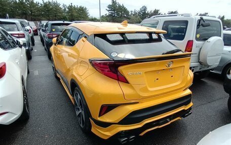 Toyota C-HR I рестайлинг, 2021 год, 2 550 000 рублей, 12 фотография