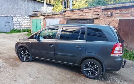 Opel Zafira B, 2011 год, 630 000 рублей, 4 фотография
