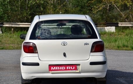 Toyota Vitz, 2002 год, 400 000 рублей, 2 фотография