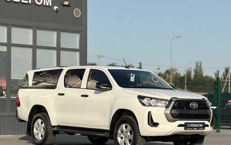 Toyota Hilux VIII, 2020 год, 3 970 000 рублей, 5 фотография