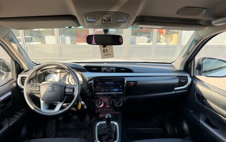 Toyota Hilux VIII, 2020 год, 3 970 000 рублей, 14 фотография