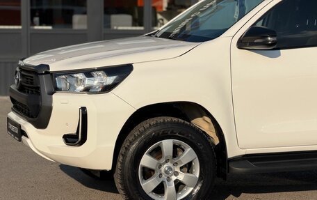 Toyota Hilux VIII, 2020 год, 3 970 000 рублей, 7 фотография