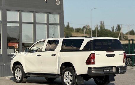 Toyota Hilux VIII, 2020 год, 3 970 000 рублей, 10 фотография
