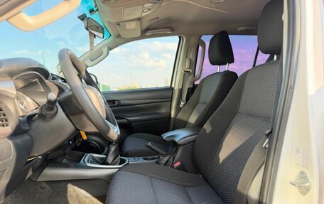 Toyota Hilux VIII, 2020 год, 3 970 000 рублей, 27 фотография