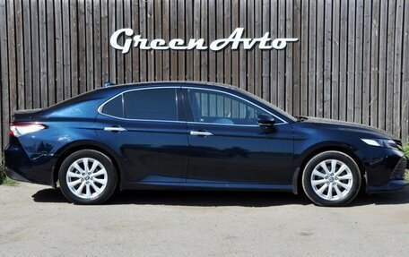 Toyota Camry, 2020 год, 2 300 000 рублей, 4 фотография