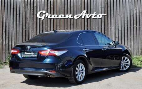 Toyota Camry, 2020 год, 2 300 000 рублей, 5 фотография
