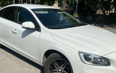 Volvo S60 III, 2015 год, 1 540 000 рублей, 1 фотография