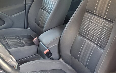 Volkswagen Tiguan II, 2016 год, 1 850 000 рублей, 13 фотография