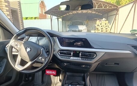 BMW 1 серия, 2020 год, 2 150 000 рублей, 15 фотография