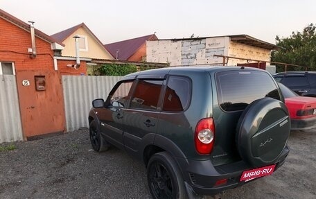Chevrolet Niva I рестайлинг, 2011 год, 540 000 рублей, 3 фотография
