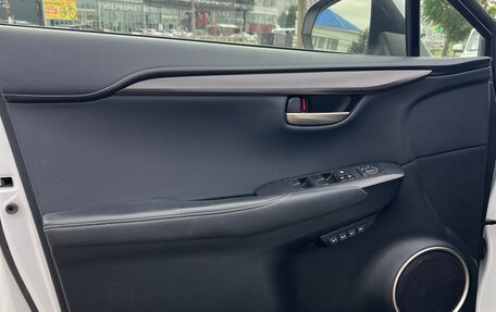Lexus NX I, 2016 год, 3 050 000 рублей, 24 фотография