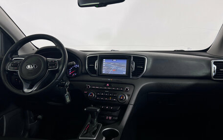 KIA Sportage IV рестайлинг, 2017 год, 1 935 000 рублей, 10 фотография