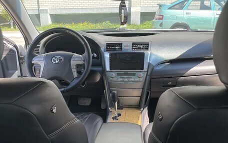 Toyota Camry, 2006 год, 1 300 000 рублей, 17 фотография