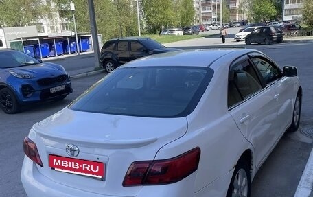 Toyota Camry, 2006 год, 1 300 000 рублей, 18 фотография