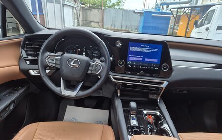 Lexus RX IV рестайлинг, 2024 год, 6 745 000 рублей, 21 фотография
