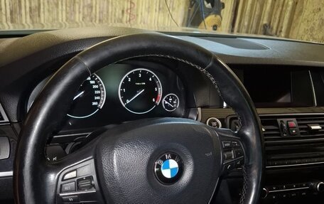 BMW 5 серия, 2014 год, 2 100 000 рублей, 11 фотография