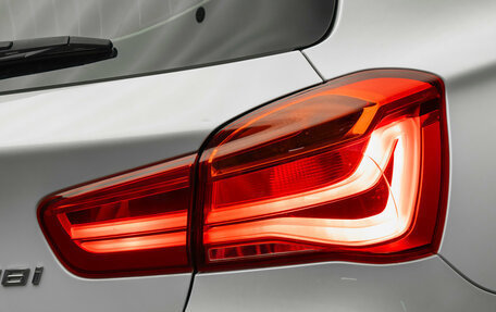 BMW 1 серия, 2017 год, 2 090 000 рублей, 19 фотография