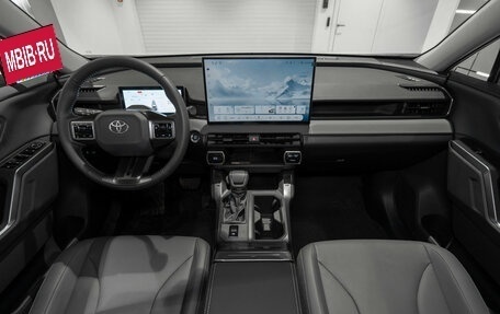 Toyota RAV4, 2026 год, 4 150 000 рублей, 8 фотография