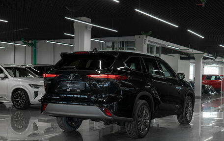 Toyota Highlander, 2026 год, 5 430 000 рублей, 24 фотография