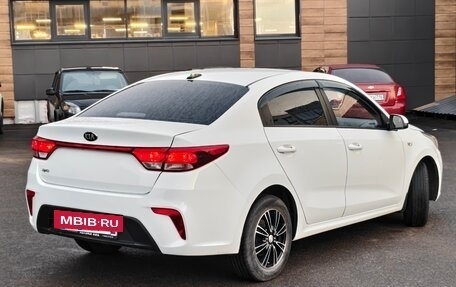 KIA Rio IV, 2018 год, 1 060 000 рублей, 6 фотография