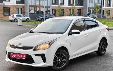 KIA Rio IV, 2018 год, 1 060 000 рублей, 3 фотография