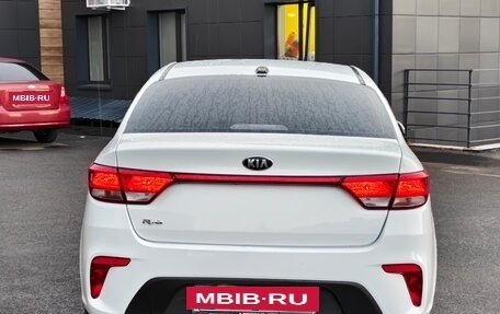 KIA Rio IV, 2018 год, 1 060 000 рублей, 4 фотография