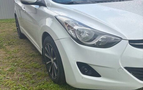 Hyundai Avante, 2011 год, 720 000 рублей, 2 фотография