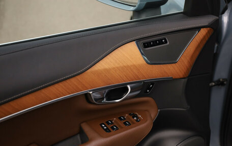 Volvo XC90 II рестайлинг, 2021 год, 4 599 000 рублей, 25 фотография