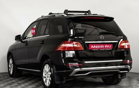 Mercedes-Benz M-Класс, 2015 год, 1 999 000 рублей, 8 фотография