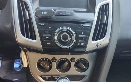 Ford Focus III, 2012 год, 750 000 рублей, 2 фотография