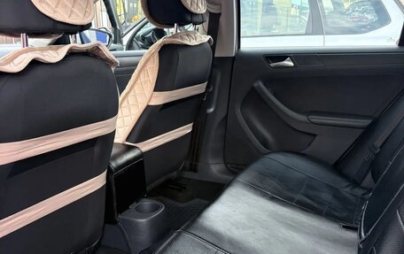 Volkswagen Jetta VI, 2015 год, 750 000 рублей, 4 фотография