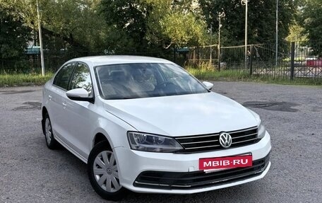 Volkswagen Jetta VI, 2015 год, 750 000 рублей, 10 фотография