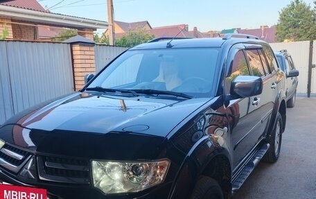 Mitsubishi Pajero Sport II рестайлинг, 2013 год, 1 900 000 рублей, 2 фотография
