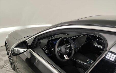 Mercedes-Benz E-Класс, 2026 год, 9 000 000 рублей, 17 фотография