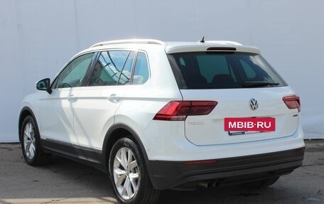 Volkswagen Tiguan II, 2020 год, 2 280 000 рублей, 5 фотография
