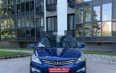 Hyundai Solaris II рестайлинг, 2014 год, 685 000 рублей, 3 фотография